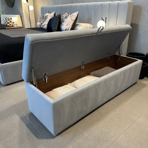 Bed Sets & Storage Ottomans